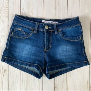 WannaBettaButt 🍑 Mid-rise Shorts